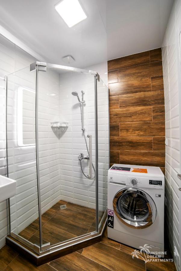 Sunshine Apartments Orbi Beach Tower Μπατούμι Εξωτερικό φωτογραφία